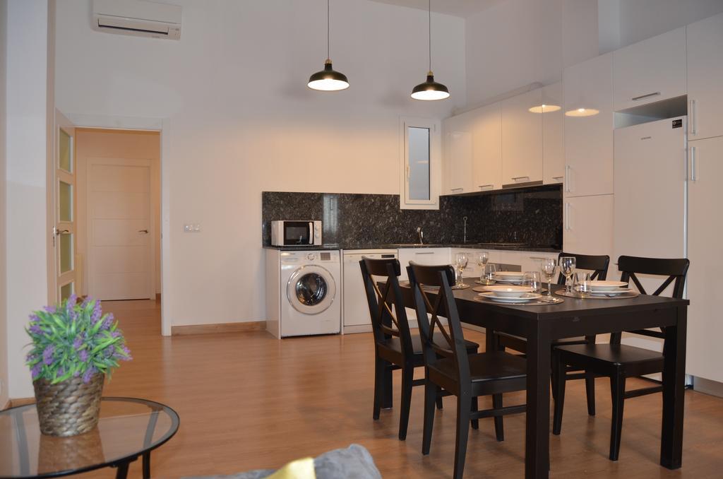 Apartsuits Tarragona Rambla Nova 24 Екстер'єр фото