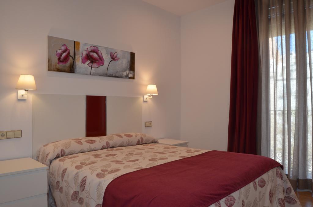 Apartsuits Tarragona Rambla Nova 24 Екстер'єр фото