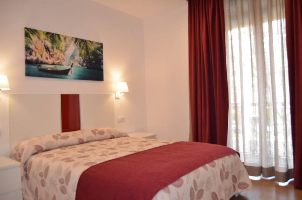 Apartsuits Tarragona Rambla Nova 24 Екстер'єр фото