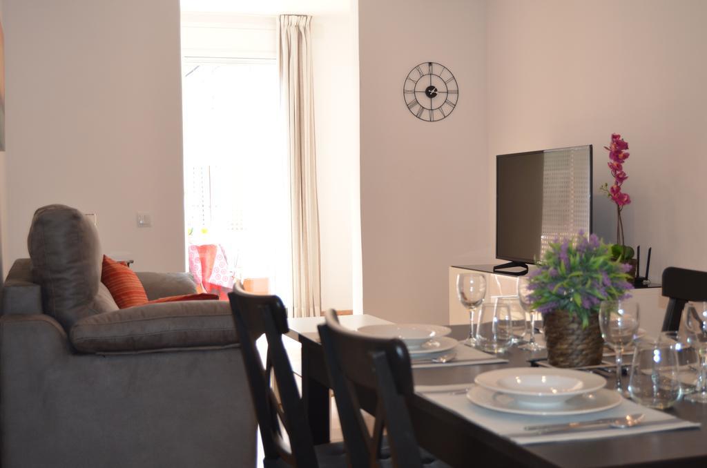 Apartsuits Tarragona Rambla Nova 24 Екстер'єр фото