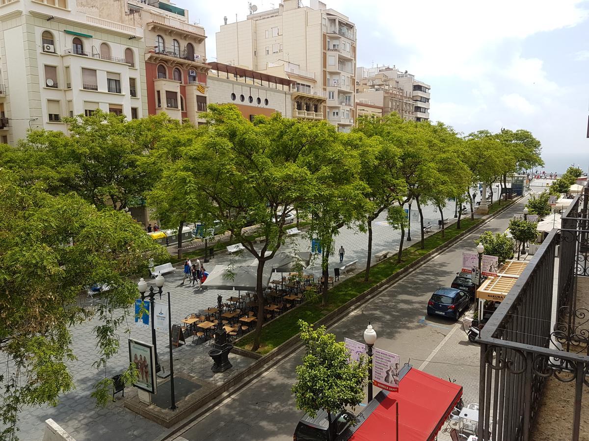 Apartsuits Tarragona Rambla Nova 24 Екстер'єр фото